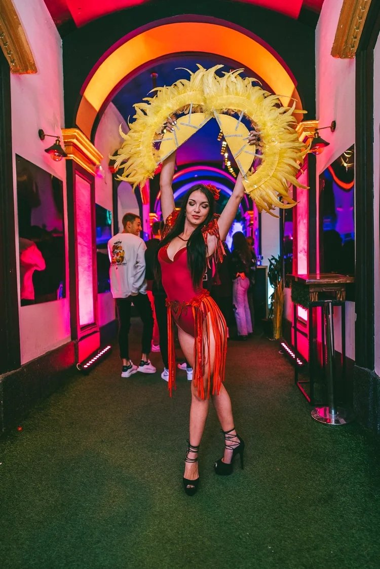 Nightlife Garden 1
