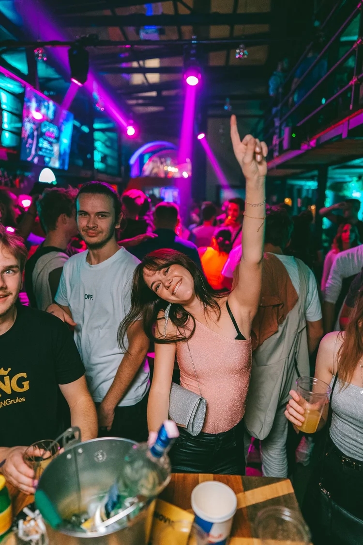 Nightlife Garden 5