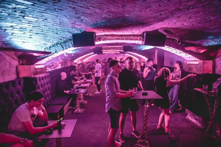 Vault